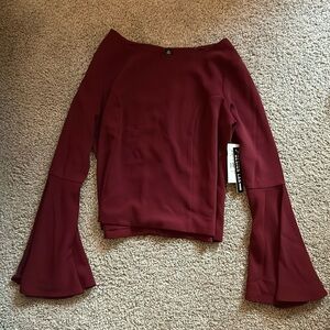 DESIGN LAB lord & Taylor deep wine red belle sleeve top SMALL NWT